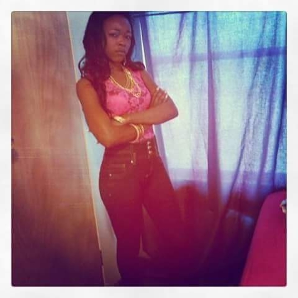 Meet your Posher, Joy